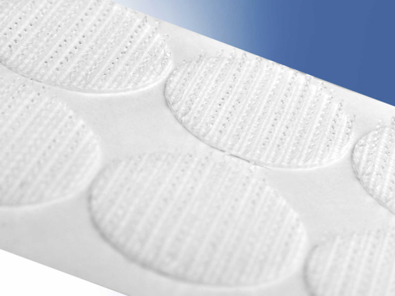 Výseky Velcoins na roli průměr 13mm háčky