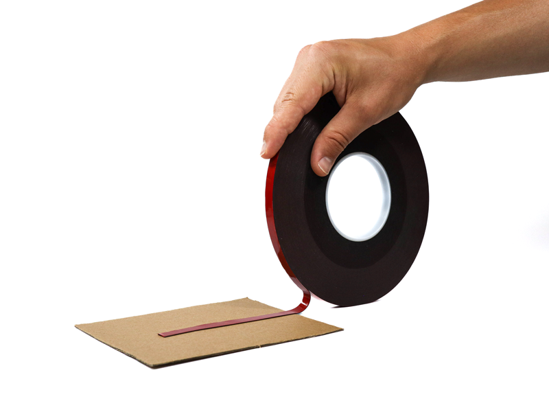 Černá akrylová gelová páska 0,64 mm typ L064B